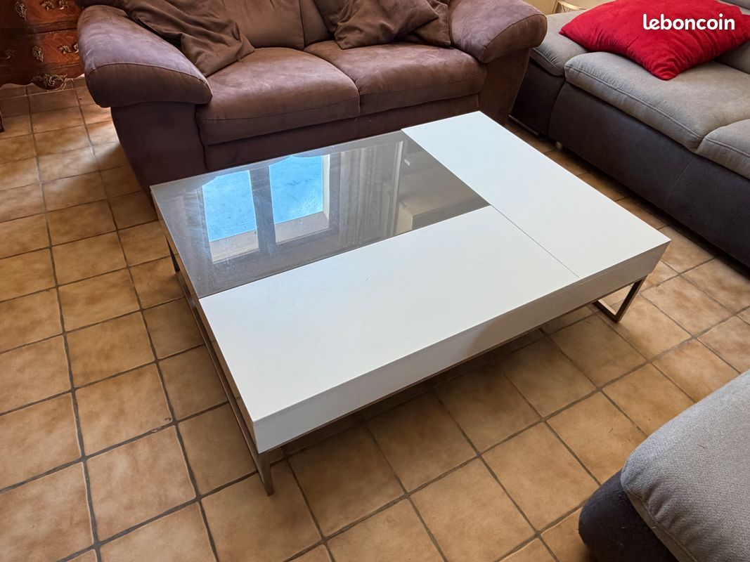 Table basse « Bo Concept » (image 1)