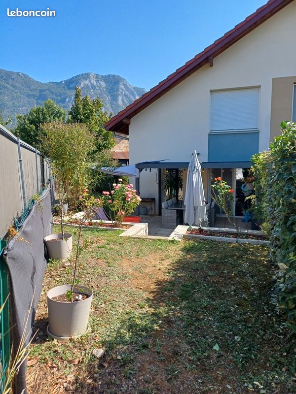 T3 en duplex de 58 m² avec jardin de 90m² et garage (image 4)