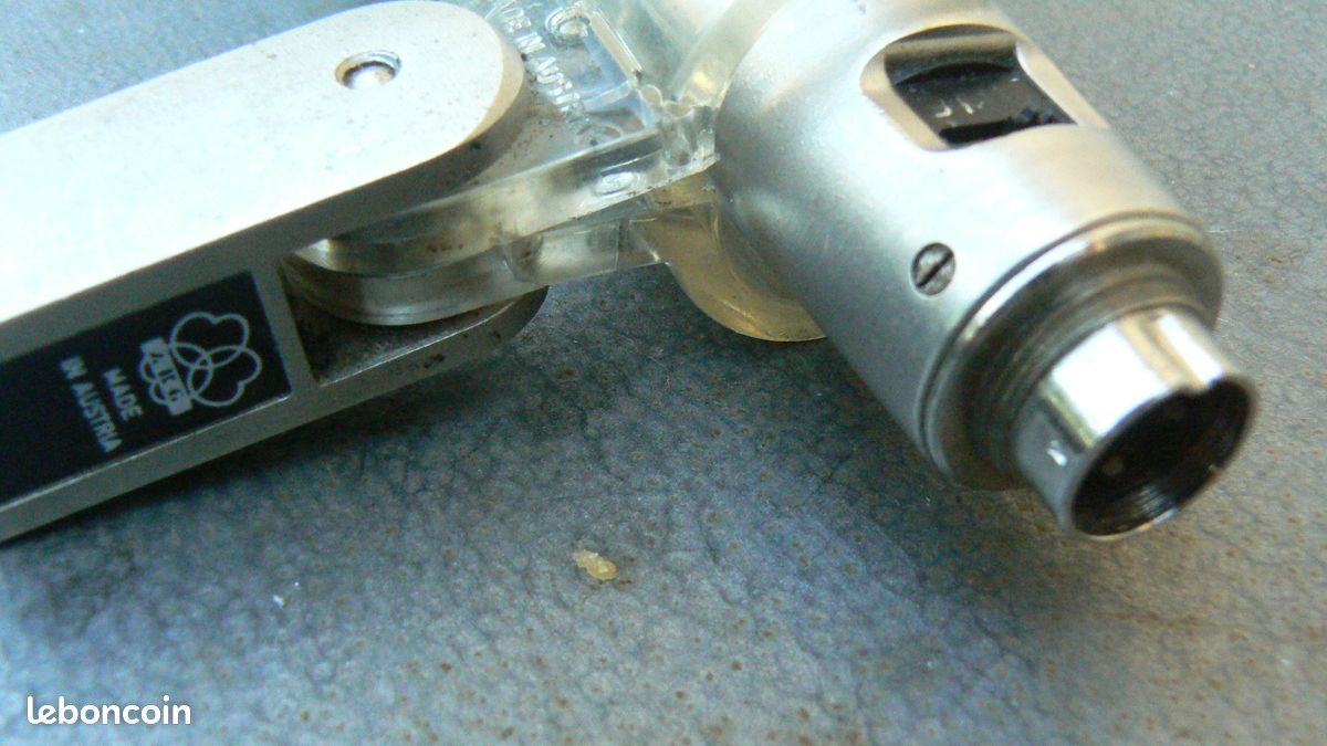 AKG D2000c (image 2)
