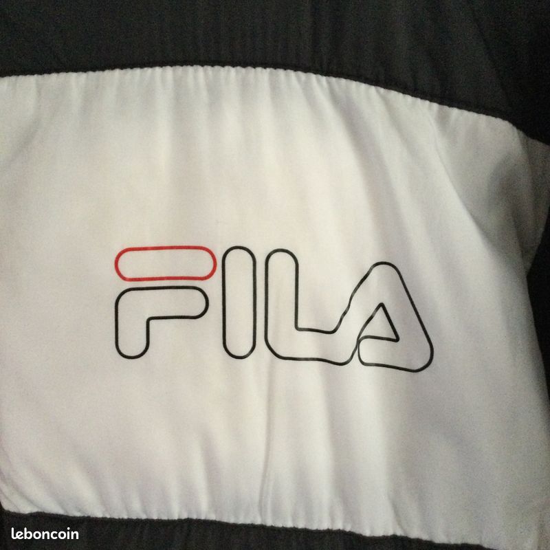 Veste doudoune à capuche FILA taille S Vêtements