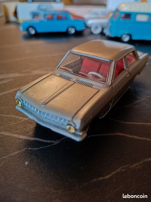 Dinky Toys 542 - Opel Rekord - Meccano France - Original - Occasion