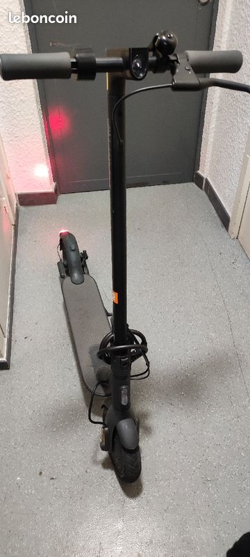 Trottinette électrique (image 4)