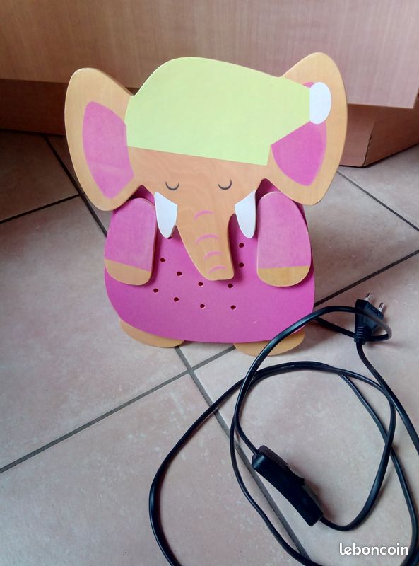 Applique chambre enfant (image 1)