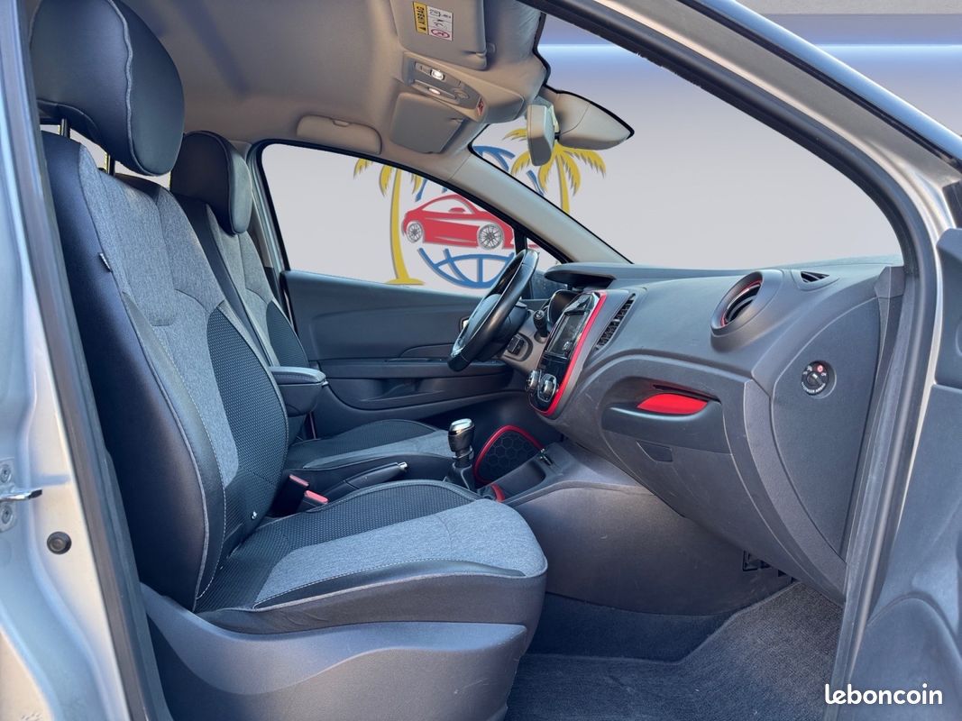 RENAULT CAPTUR TCe 120 Energy Intens GPS (image 17)