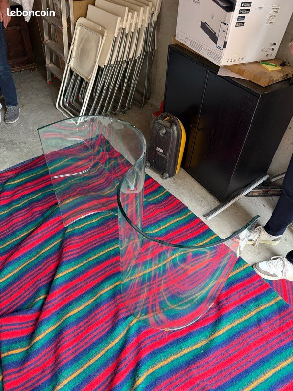 Table de salle à manger en verre (image 2)
