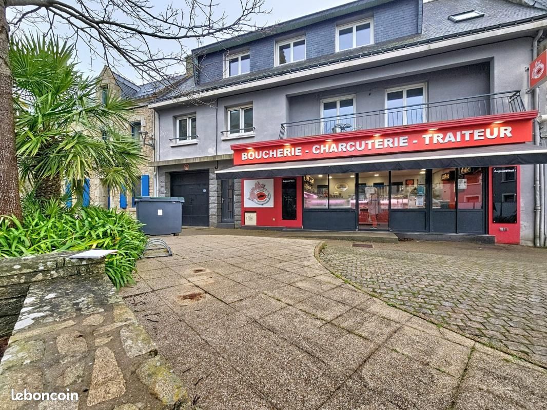 Local commercial 415 m² · à Plouhinec · 415 m² · 609 000 €