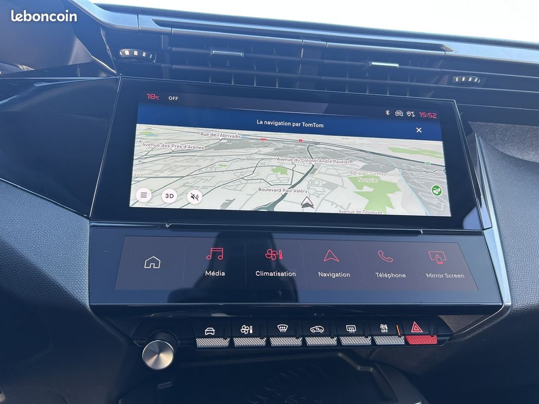 Peugeot 308 SW Allure BVM 6 130 CV 2024 {1ER Main - 15.600KM - CAMERA 360° - SIEGES AGR CONFORT } (image 24)