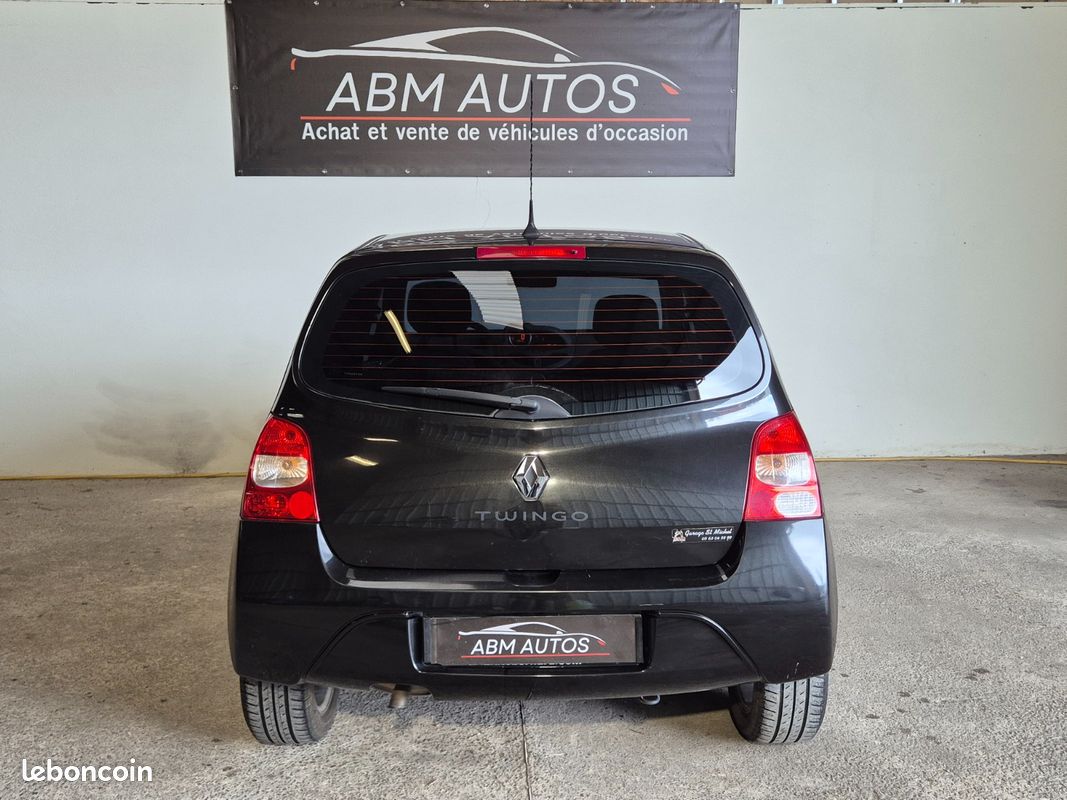 RENAULT TWINGO II 1.5 dCi 85 eco2 Initiale/ 1ere Main (image 7)
