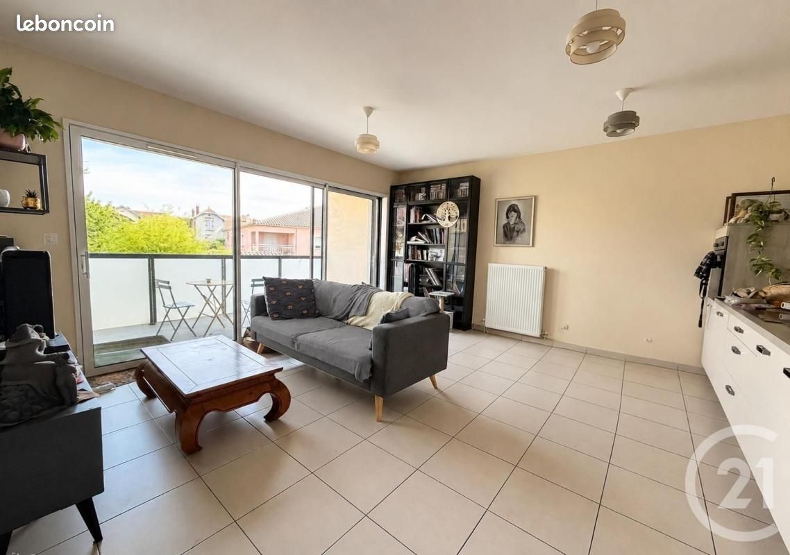 Appartement 3 pièces 61 m² · à Albi · 61 m² · 700 €