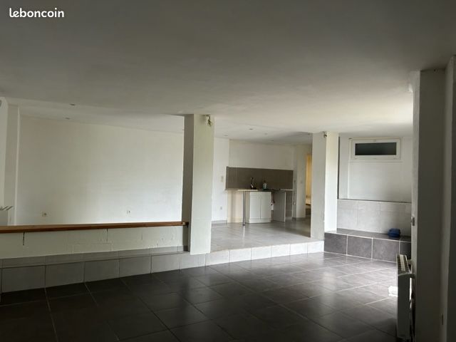 Appartement 4 pièces 76 m² · à Laon · 76 m² · 470 €