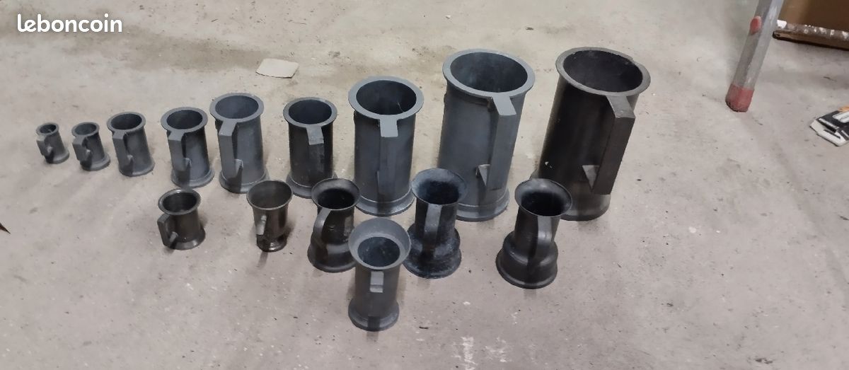 Ensemble de 15 pots mesure en étain - 12 petits et 3 grands (image 2)