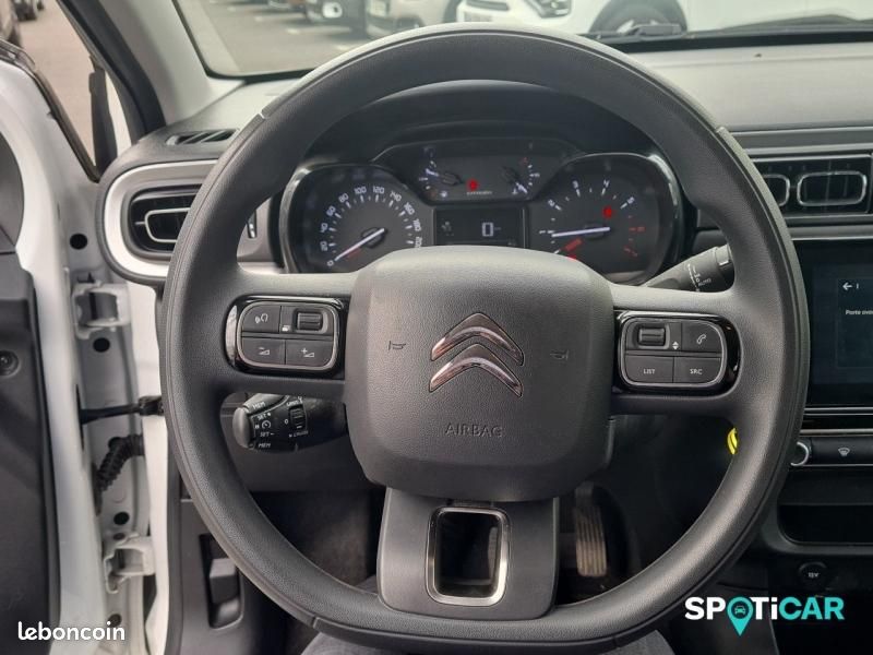 Citroen C3 1.2 PureTech 110ch S&S C-Series 120-121g (image 13)
