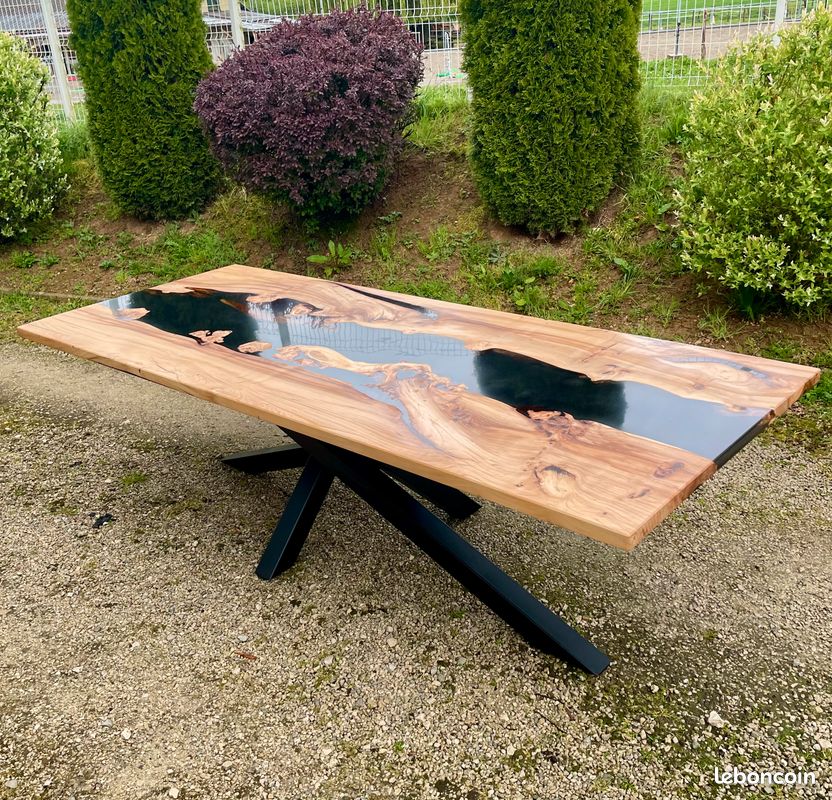 Création mobilier table bois résine epoxy (image 5)