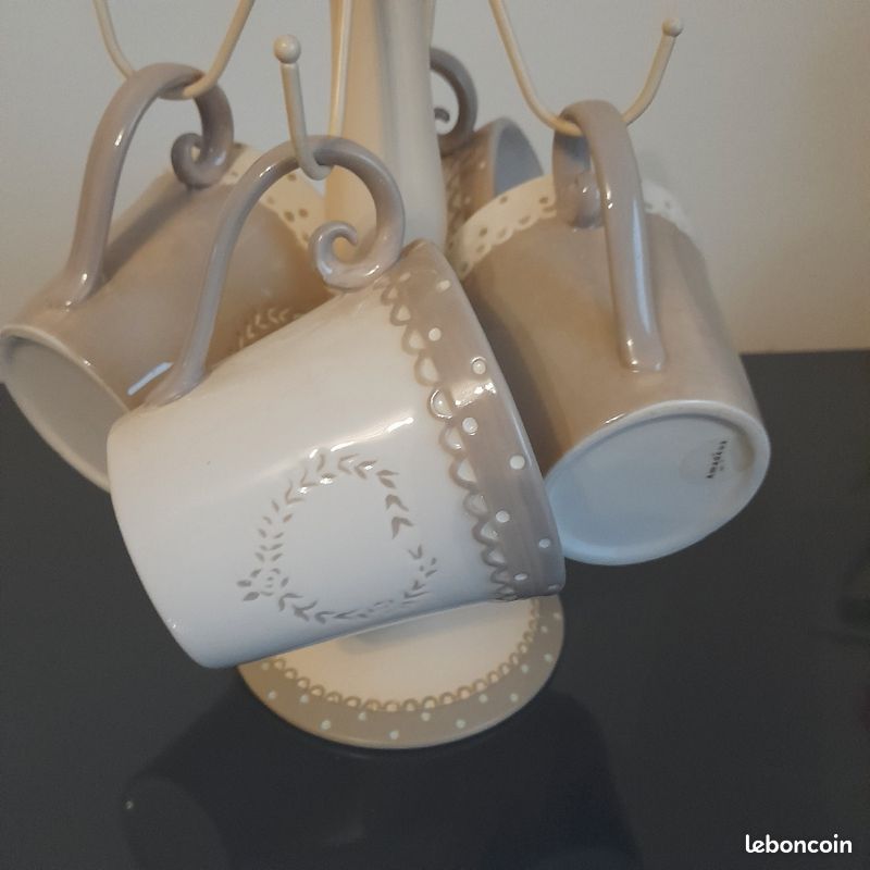 Serviteur et 4 tasses neuf (image 2)