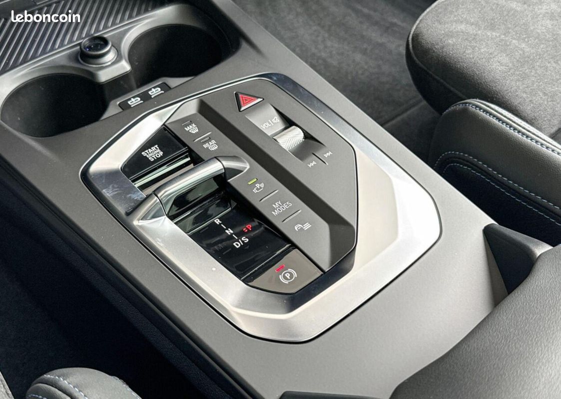 BMW SERIE 1 123 xDrive /Pano/Winter Packet/ACC/Cam (image 14)
