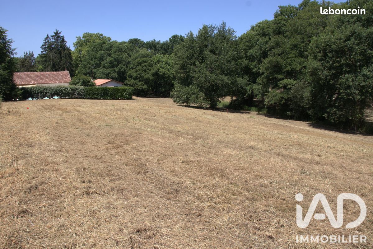 Terrain 2827 m² · à Saint-Geours-de-Maremne · 2 827 m² · 116 000 €