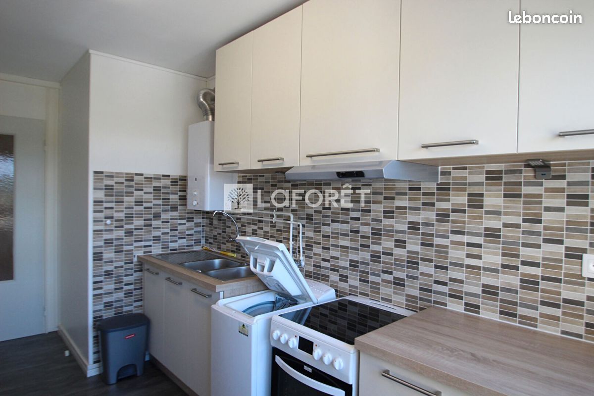 Appartement a louer oullins-pierre-benite - 3 pièce(s) - 69 m2 - Surfyn