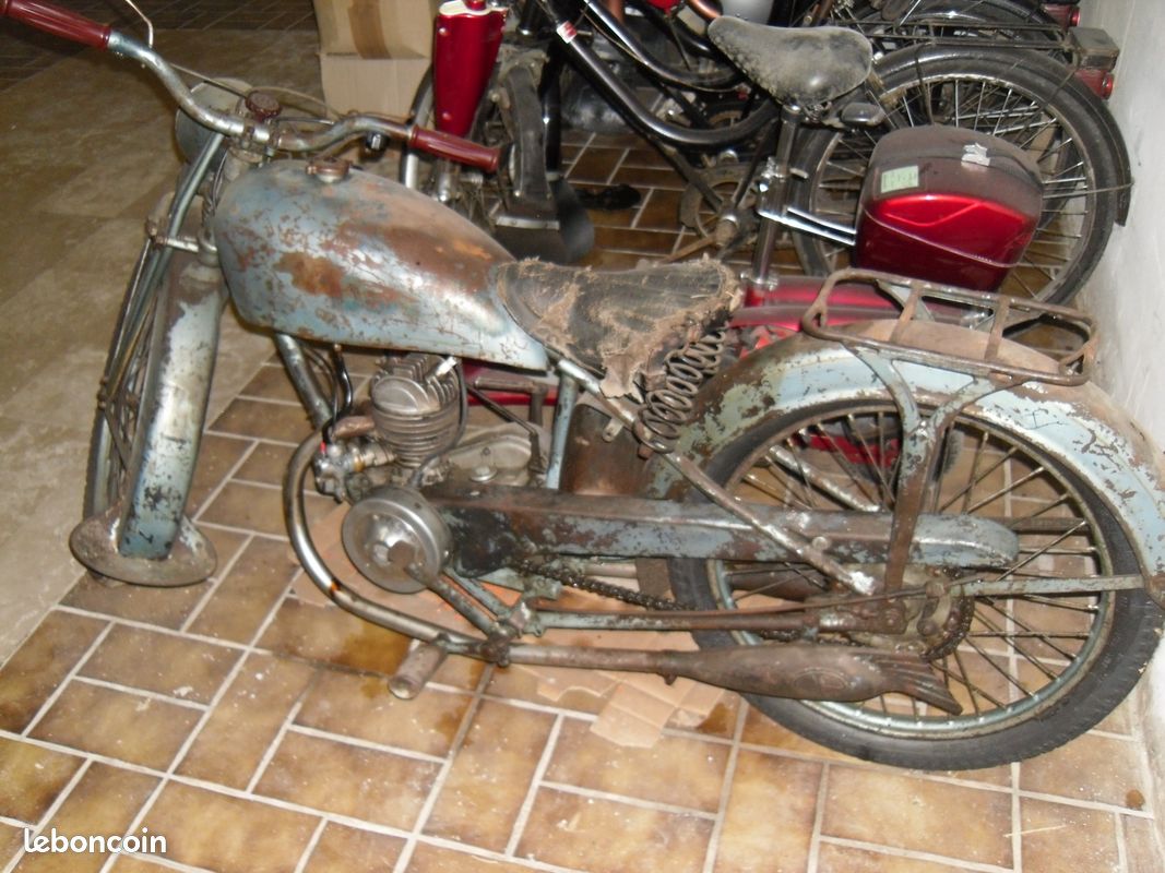 Moto peugeot 1952 (image 1)