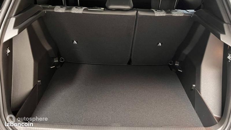 Peugeot 2008 1.2 Hybrid 145ch Envy e-DCS6 (image 32)