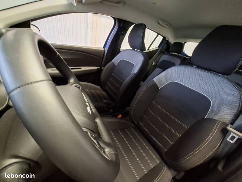 Dacia Sandero TCe 90 Expression (image 17)