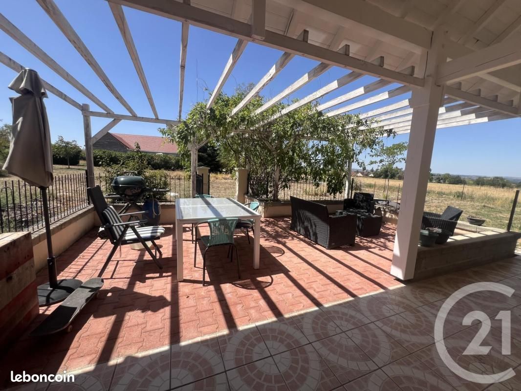 Maison 5 pièces 170 m² · à Villebret · 170 m² · 237 500 €