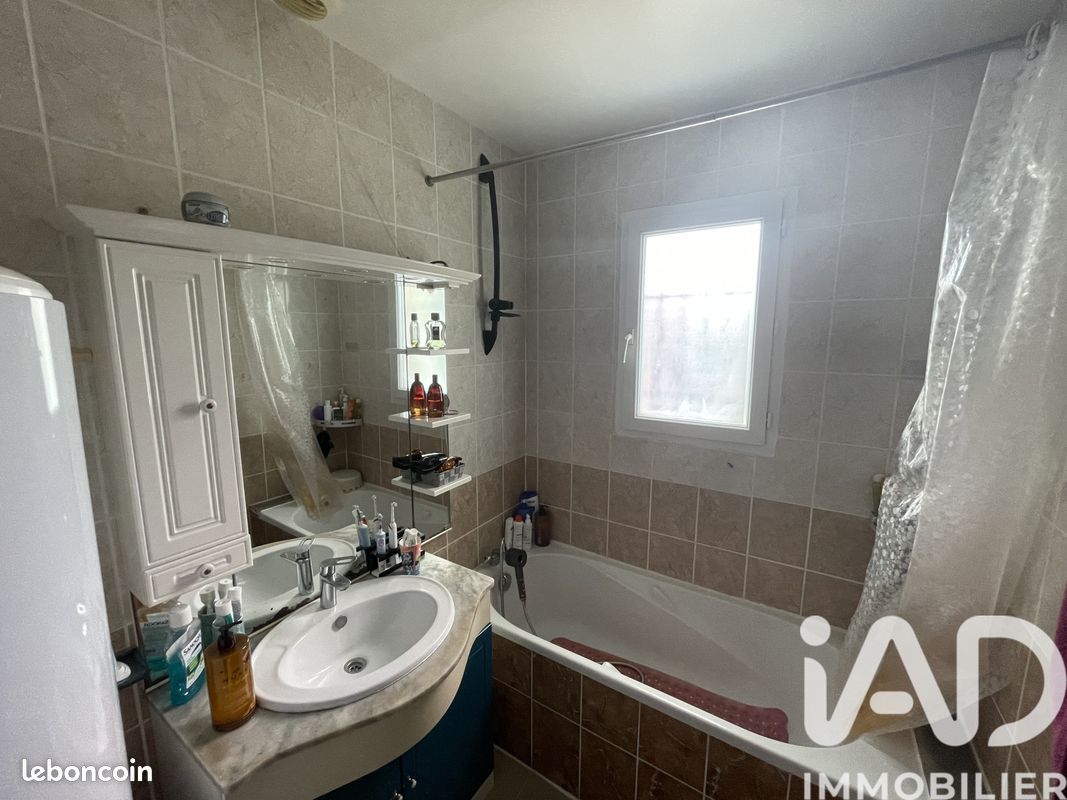 Maison familiale 6 pièces 134 m² (image 5)