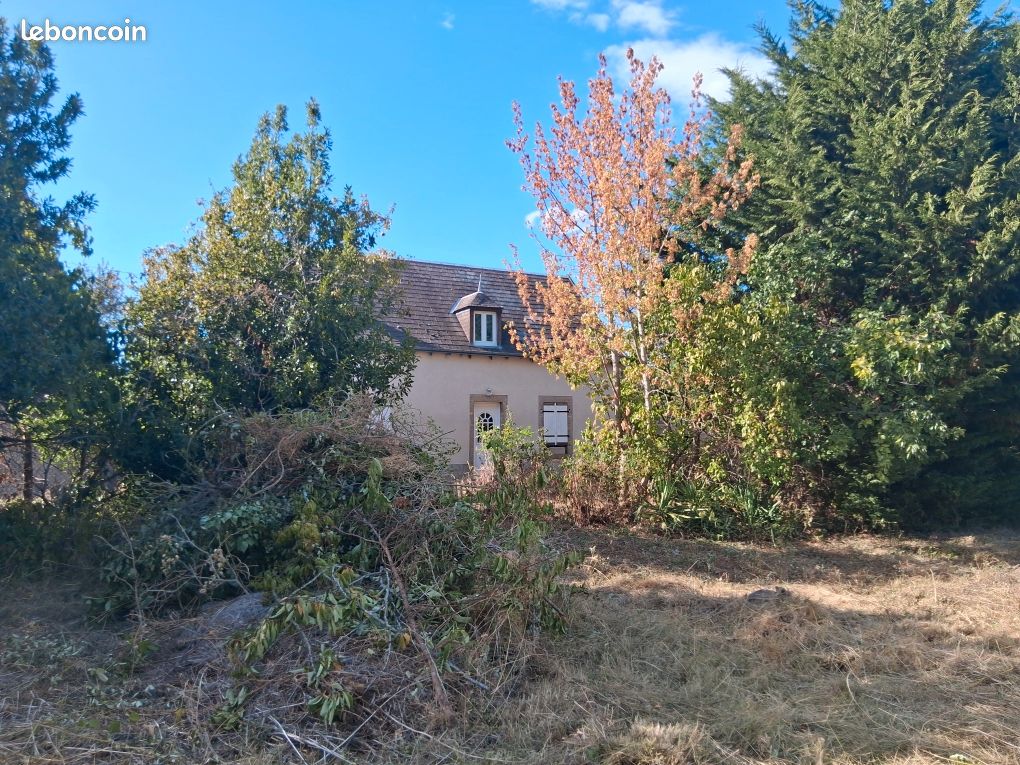 Maison 2 pièces 52 m² · à Crevant · 52 m² · 40 000 €