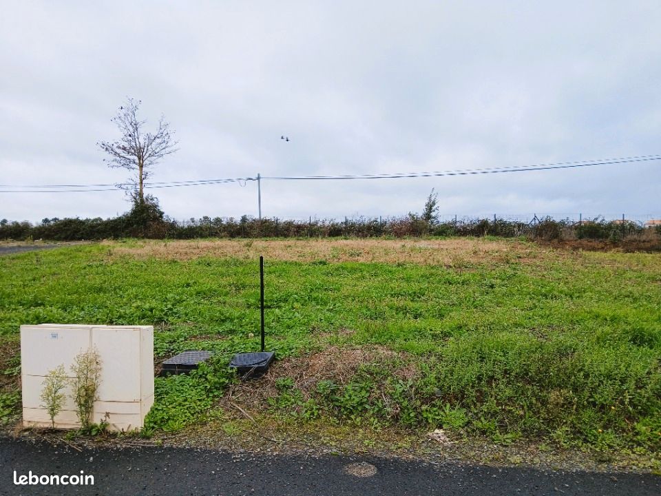 Terrain 476 m² · à Montaigu-Vendée · 75 500 €