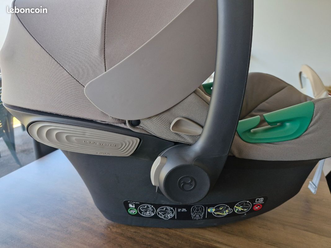 Cosy Cybex Aton S2-i-Size (image 6)