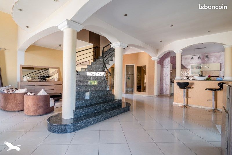 Maison 5 pièces 205 m² · à Toulouse · 205 m² · 493 500 €