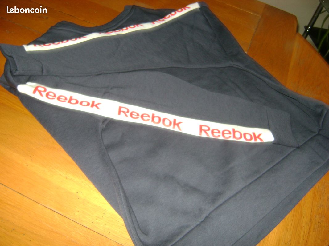 Sweat neuf rebook ORIGINAL intérieur moltonné (image 4)