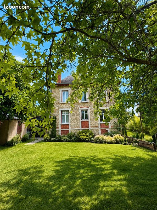 Maison 6 pièces 160 m² · à Amboise · 160 m² · 645 000 €