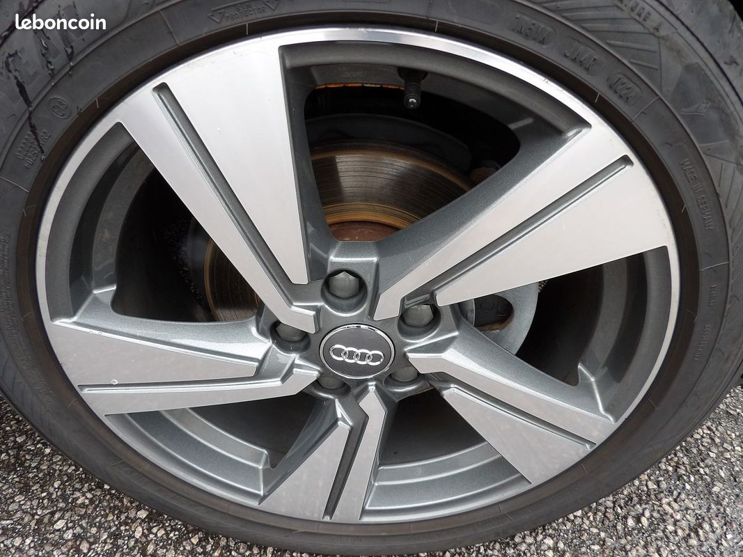 Audi Q2 35 TFSI 150CH S LINE PLUS (image 8)