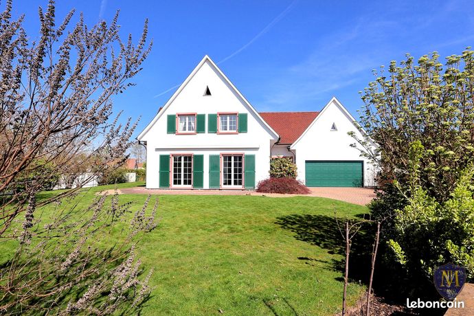 Maison 8 pièces 192 m²