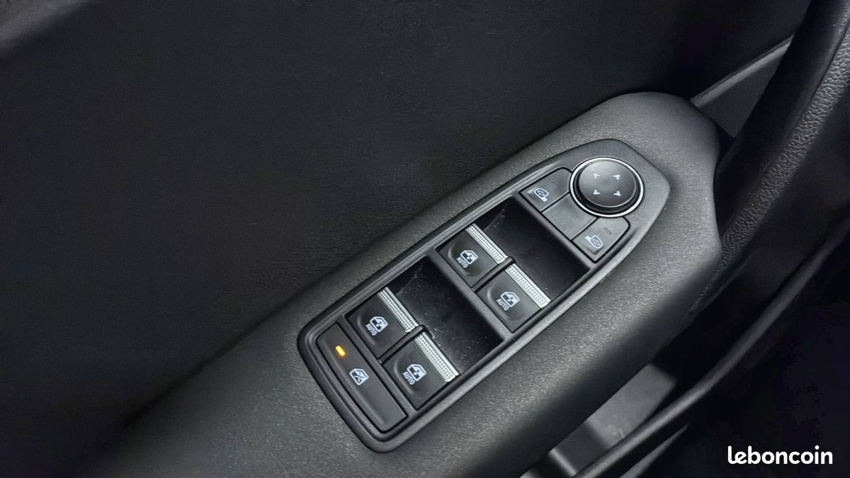 Renault captur e tech full hybrid 145 ch evolution (image 17)