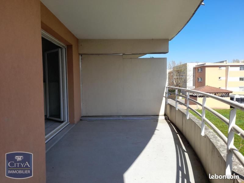Appartement 3 pièces 67 m² · à Saint-Martin-d'Hères · 67 m² · 951 €/mois