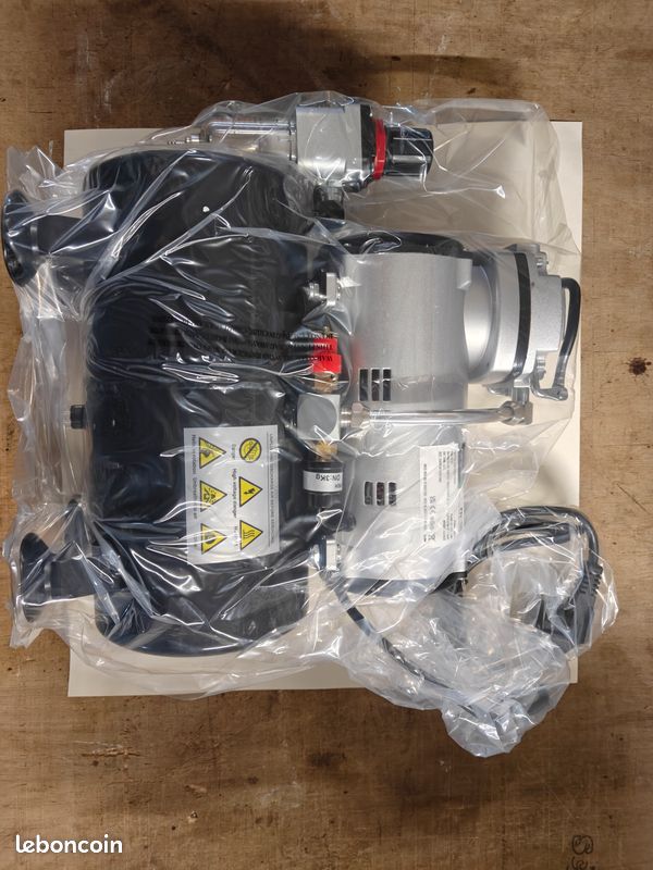 Kit Aérographe Professionnel Fengda FD-186K + Compresseur Avec Réservoir 3L – Double Action 0.3mm