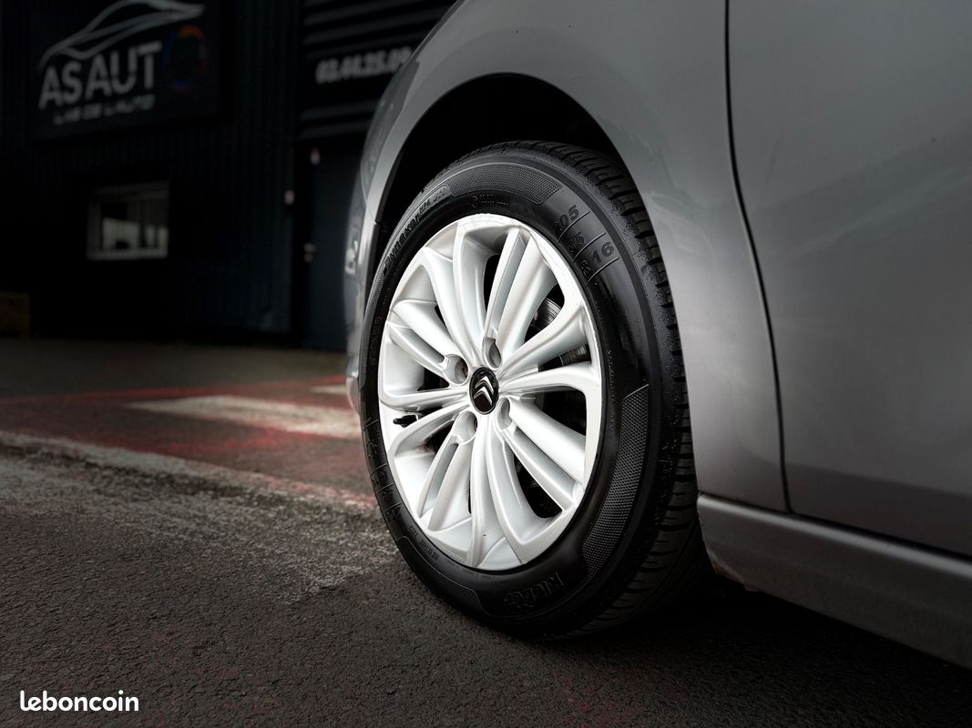 CITROEN C4 C4 BlueHDi 100ch BVM Millenium 1ERE MAIN GPS BLUETOOTH RADAR AVANT/ARRIÈRE AUCUN FRAIS (image 10)