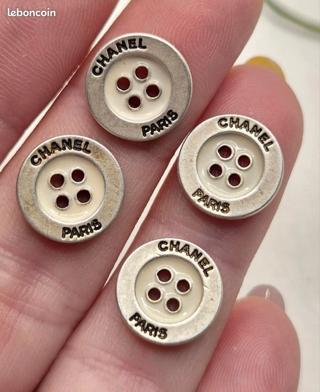 12 Gros Boutons Dorés Mercerie Pour Blazer Métal À Coudre Avec Strass 12 Gros Boutons Dorés Mercerie Pour Blazer Métal À Coudre Avec Strass