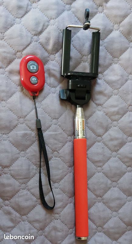📱🤳Grande Perche à selfie(1m07) avec télécommande Bluetooth (pile Sony neuve + 1 pile de secours (expedition possible) (image 1)