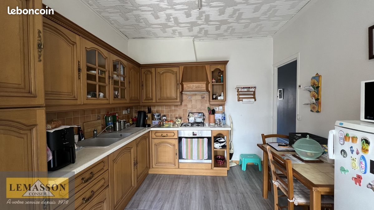Maison 3 pièces 70 m² · au Bourget · 70 m² · 283 000 €