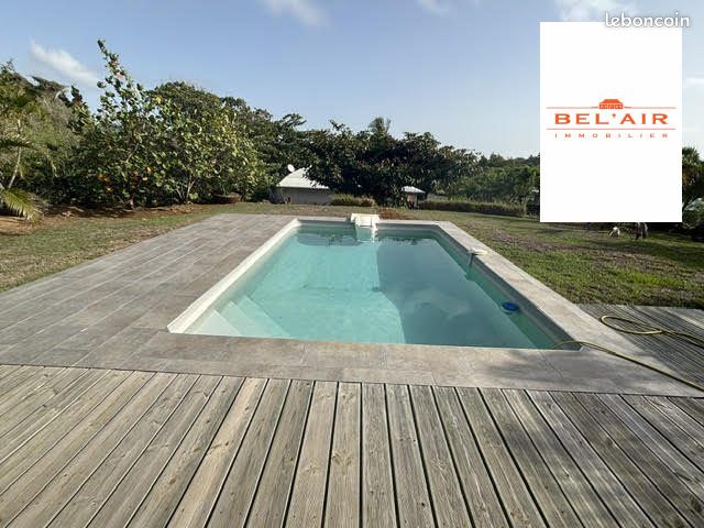 Maison 5 pièces 124 m² · à Le François · 124 m² · 2 412 €/mois