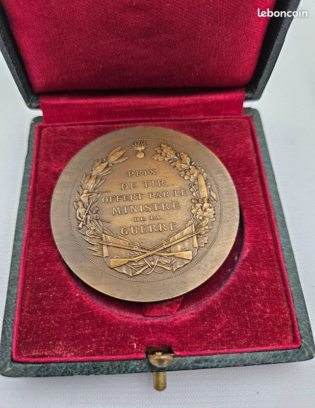 Medaille daniel dupuis à vendre - Shopping Participatif