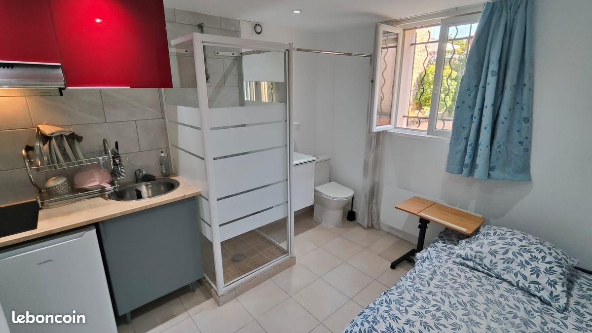 Appartement 1 pièce 10 m² · à Villejuif · 10 m² · 590 €