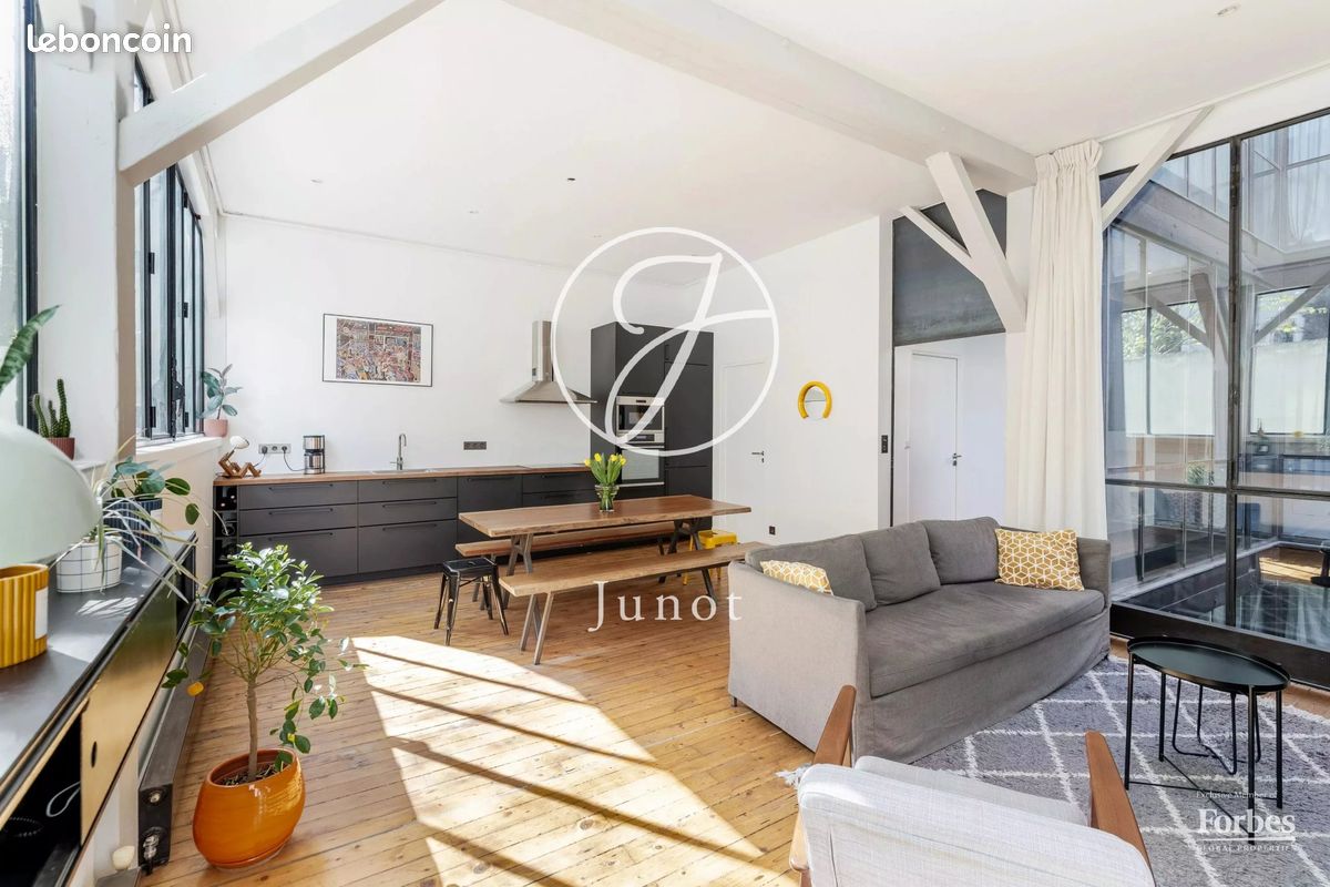 Appartement 3 pièces 80 m² · à Paris · 80 m² · 910 000 €