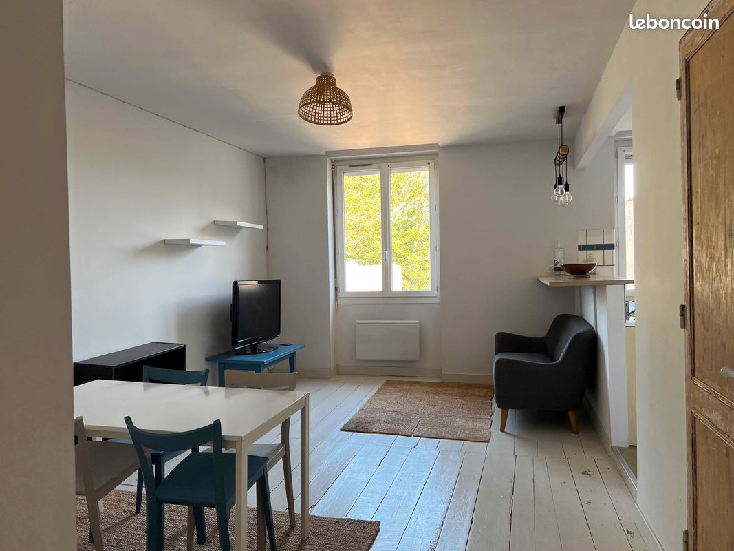 Appartement 2 pièces 42 m² · à Lesparre-Médoc · 42 m² · 600 €/mois