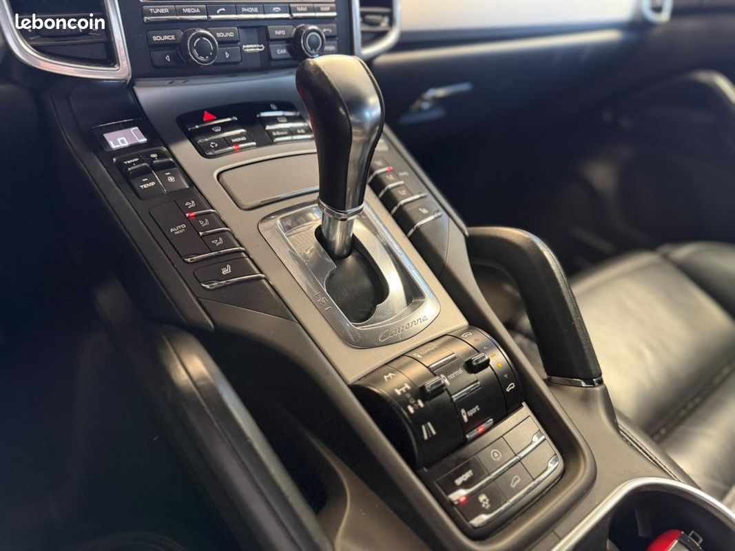 PORSCHE CAYENNE 4.8i V8 420 CH GTS - GARANTIE 6 MOIS (image 18)