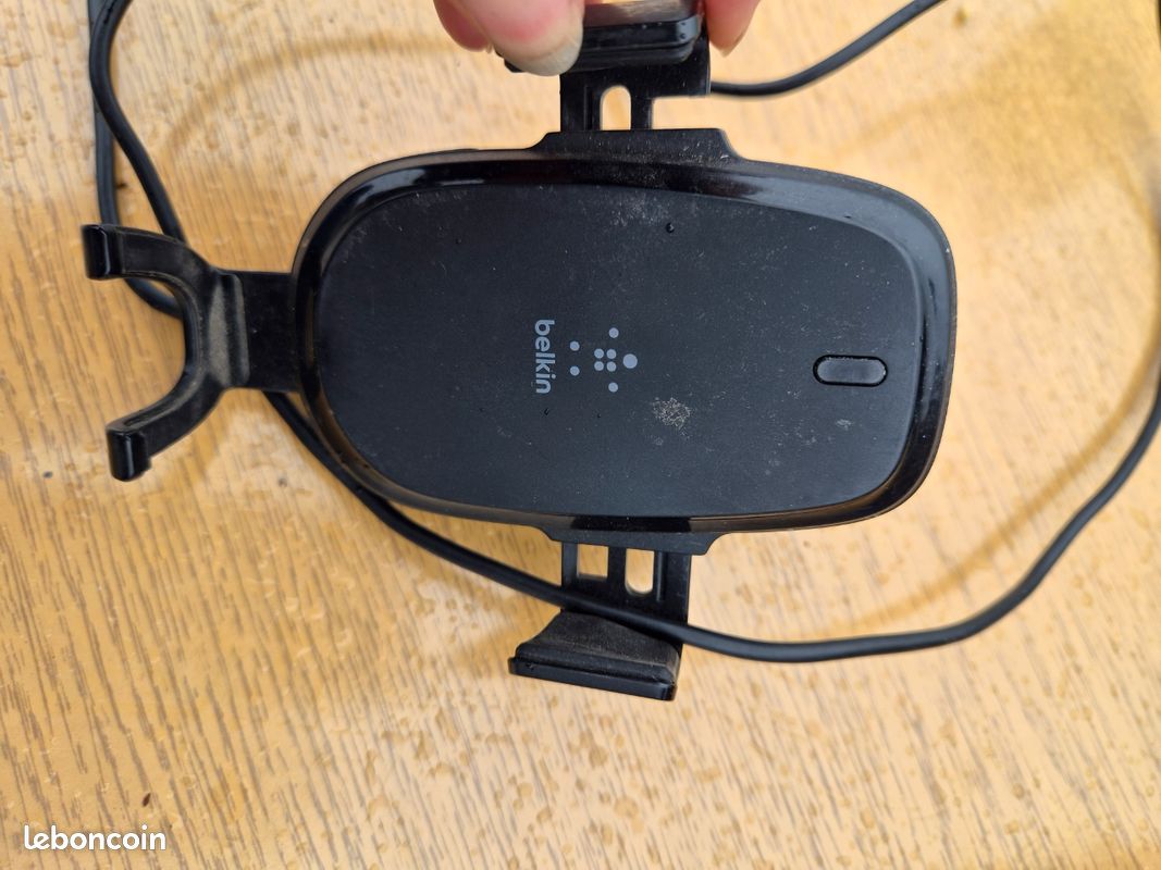 Chargeur voiture a induction (image 1)