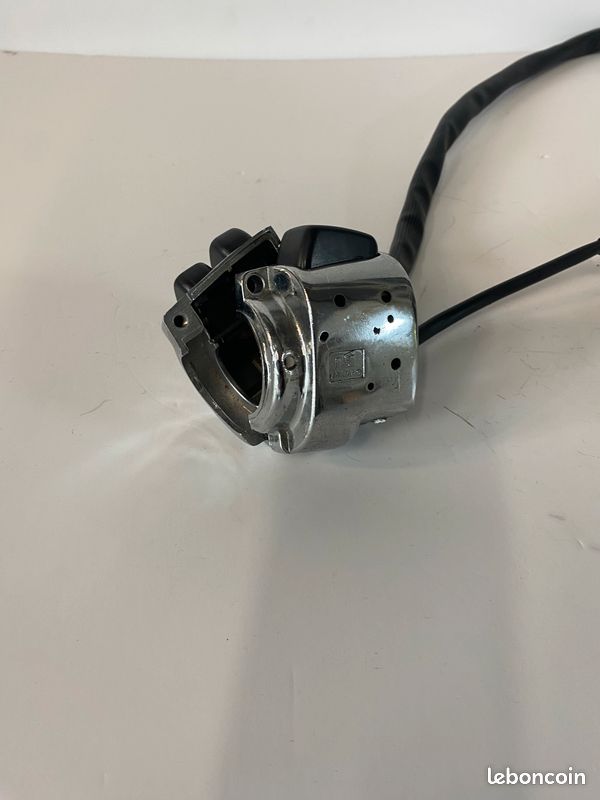 Commodo gauche chrome Harley Davidson 96-13 (image 3)