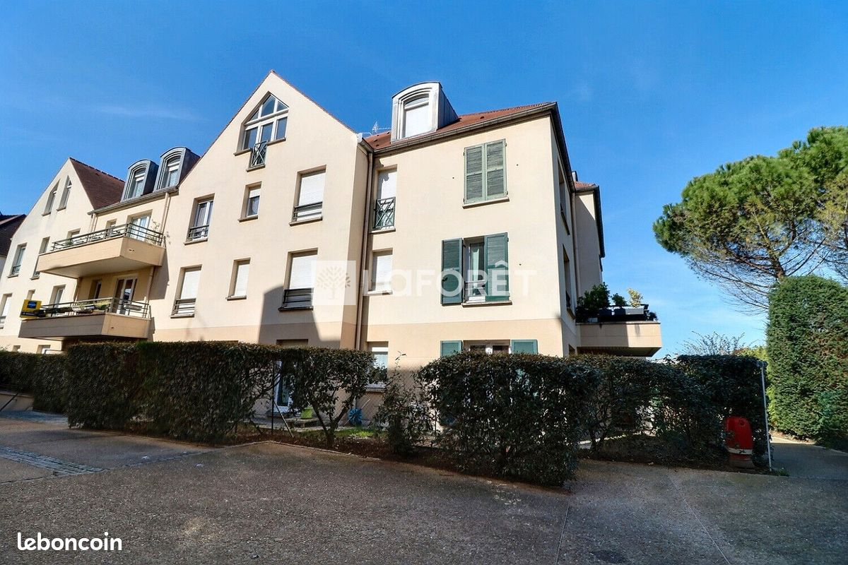 Appartement 2 pièces 49 m² · à Rueil-Malmaison · 49 m² · 325 000 €